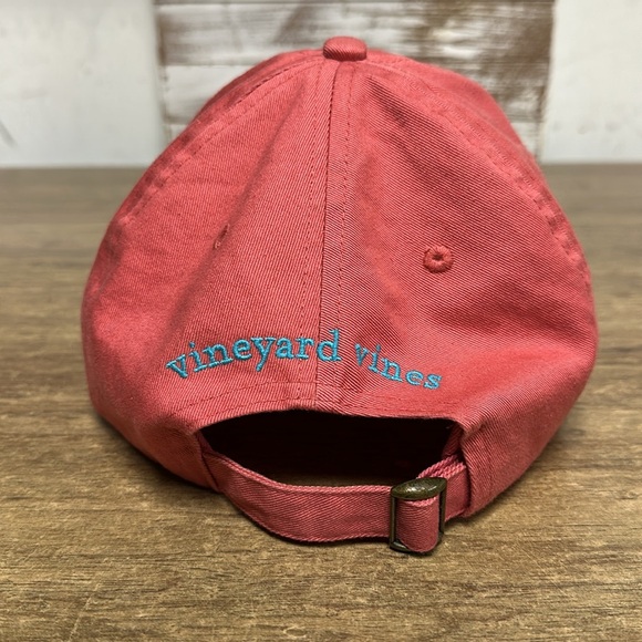 Vineyard Vines great shape pink coral aqua blue whale logo unisex hat cap - Picture 3 of 4